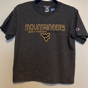 Champion NWT West Virginia Mountaineers T-Shirt - Youth Med